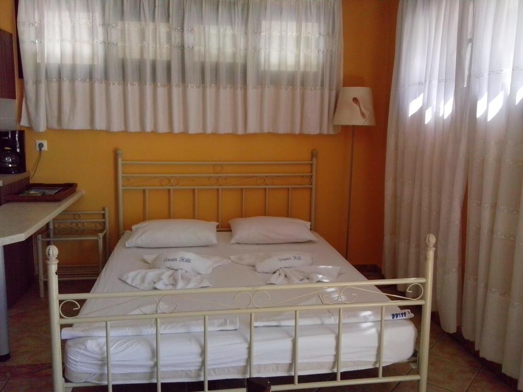 Green Hill Studios & Apartments Kokkari Esterno foto