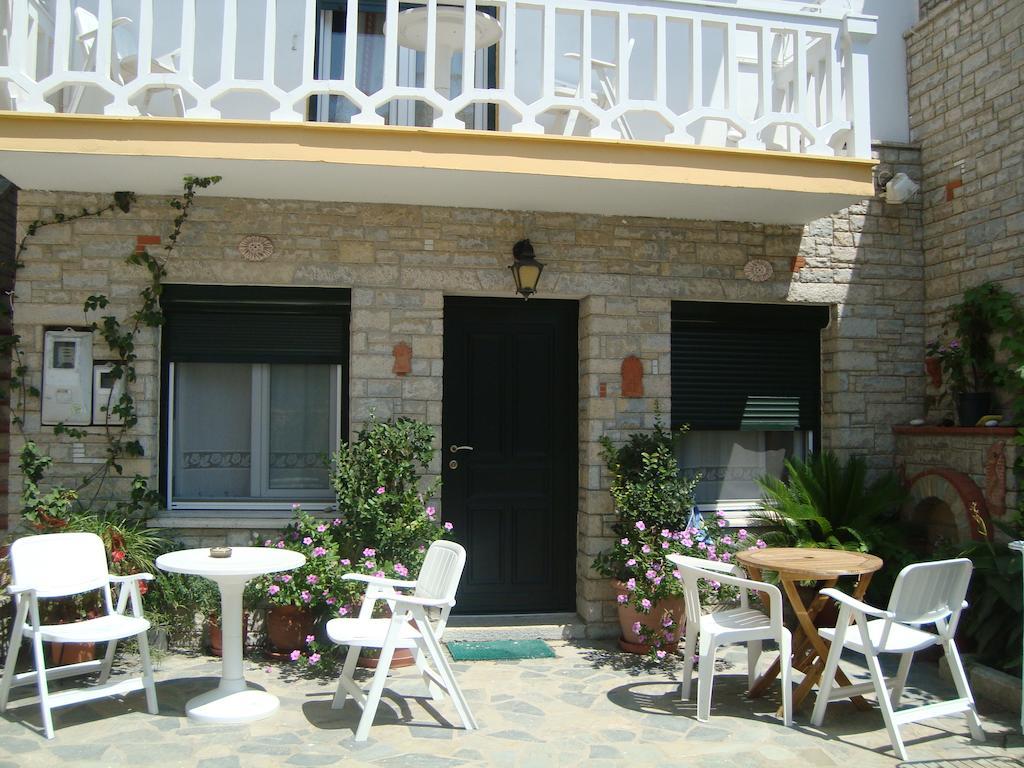 Green Hill Studios & Apartments Kokkari Esterno foto